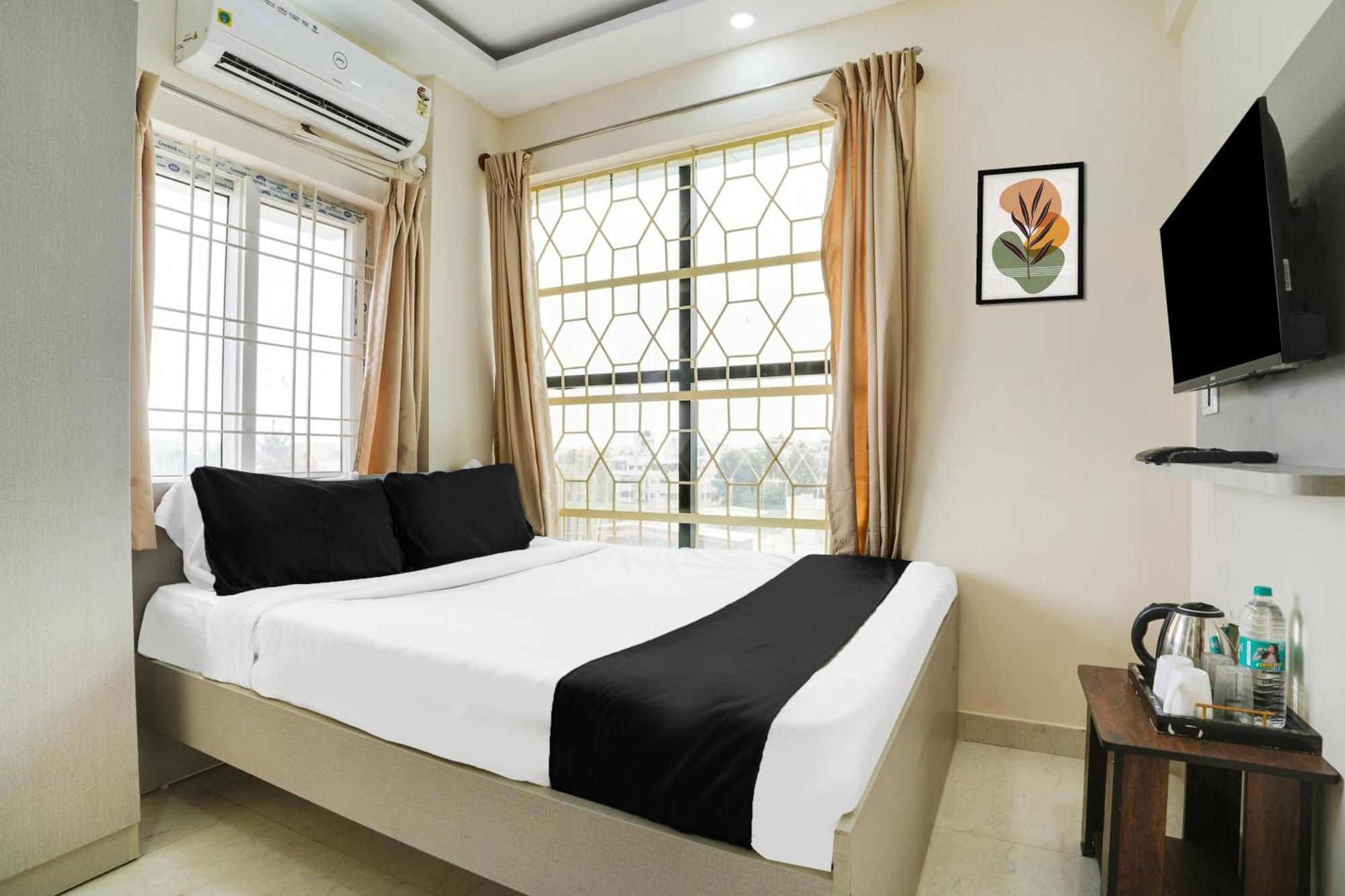 Super Hotel O Bangalore Near Reva Circle Formerly Cka Boarding Yelahanka Exteriör bild