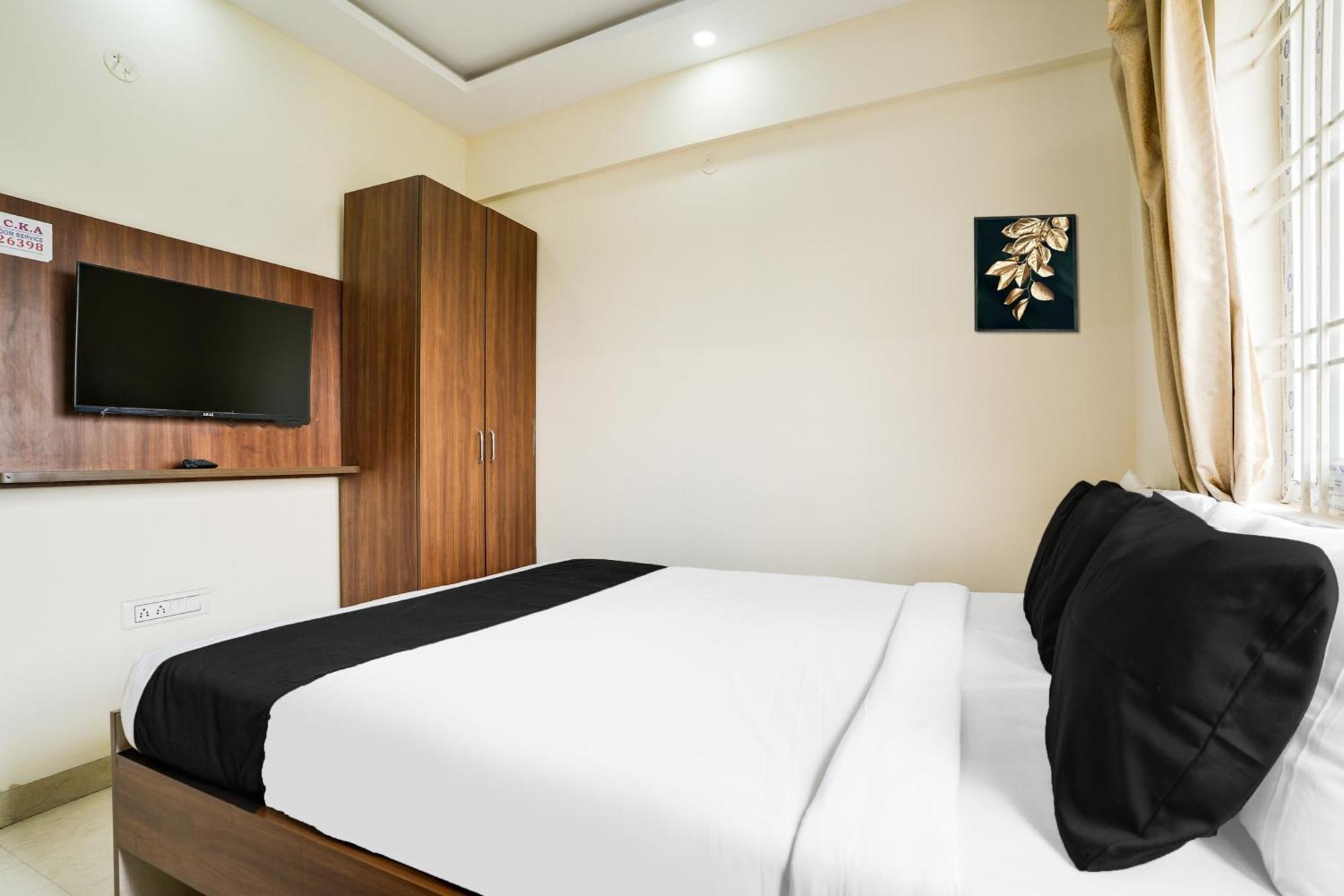 Super Hotel O Bangalore Near Reva Circle Formerly Cka Boarding Yelahanka Exteriör bild