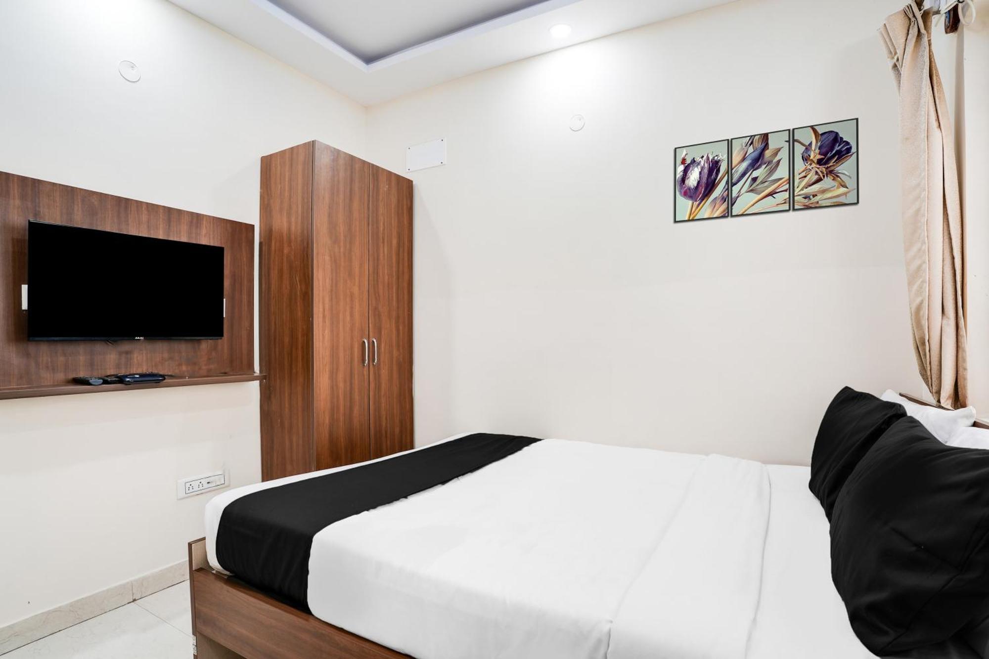 Super Hotel O Bangalore Near Reva Circle Formerly Cka Boarding Yelahanka Exteriör bild